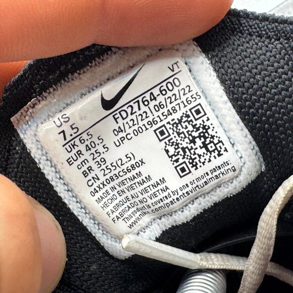 Size 7.5 Nike Air Max‎ Flyknit Red Black Gray Mens Running Shoes FD2764-600 - Picture 9 of 10